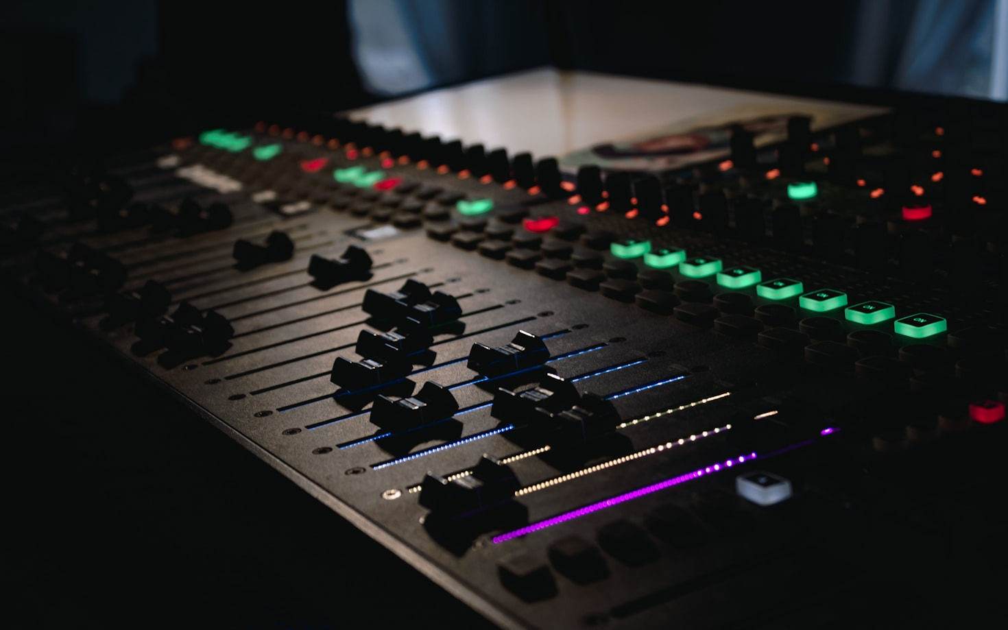 Uncovering The Roots Of Underground House